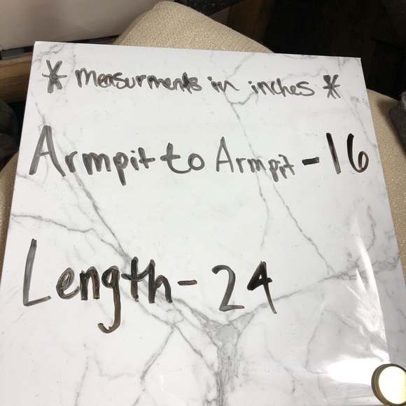 Pink Victoria’s Secret distressed‎ top - Picture 9 of 9